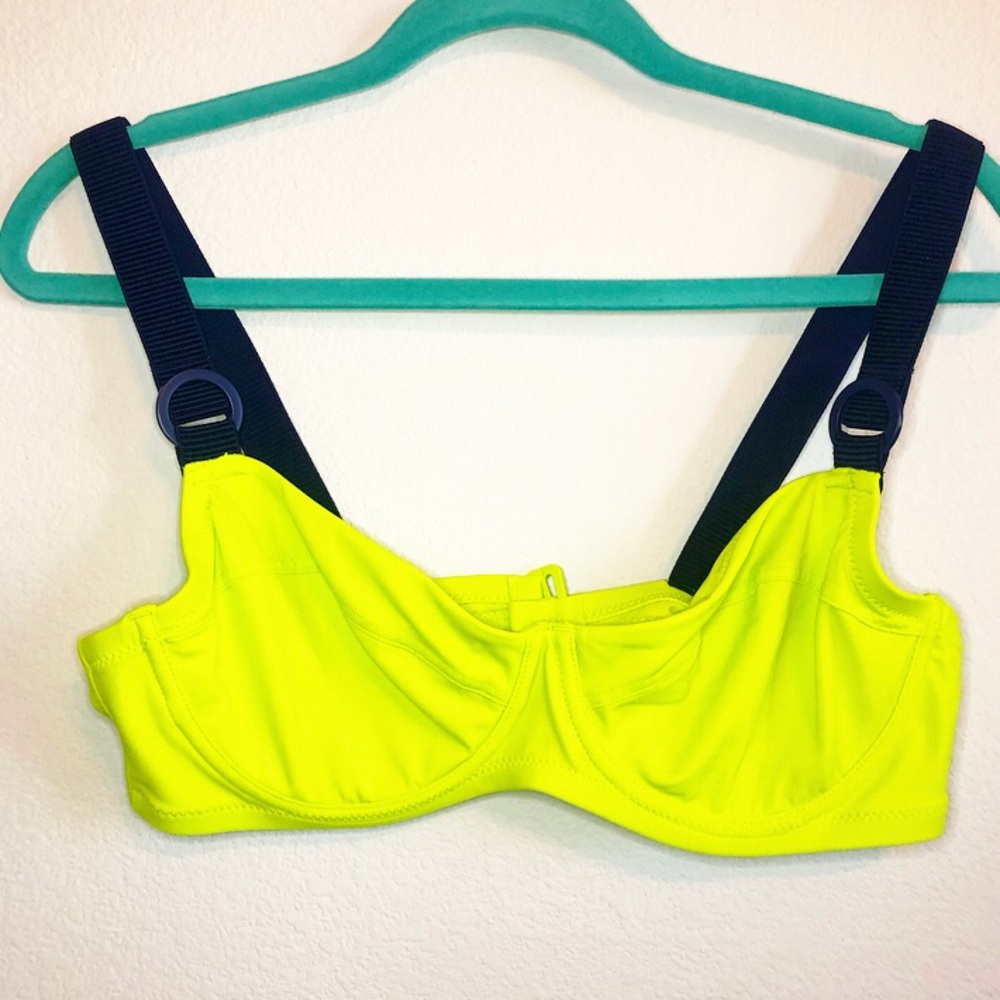 Aerie NWT Neon Green Rave Bra